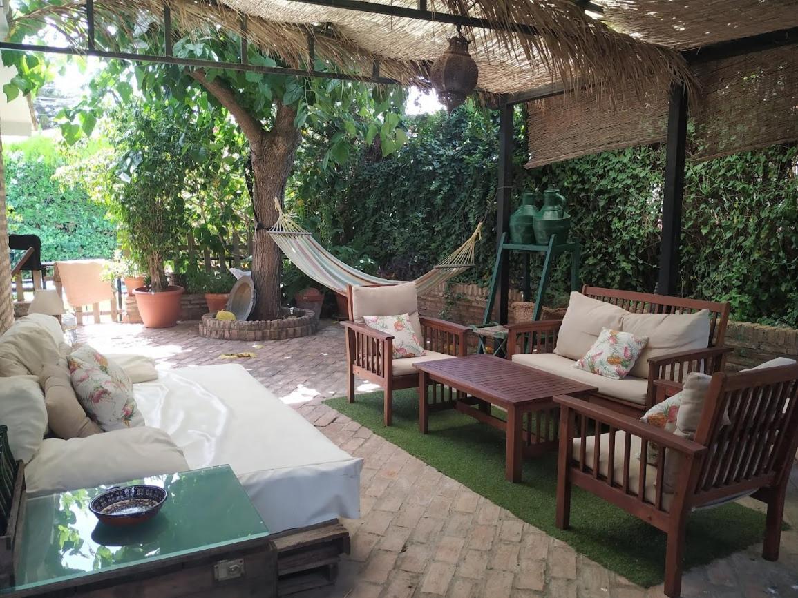 Dormir Entre Limones, Casa De Invitados En Vivienda Familiar Dos Hermanas Bagian luar foto